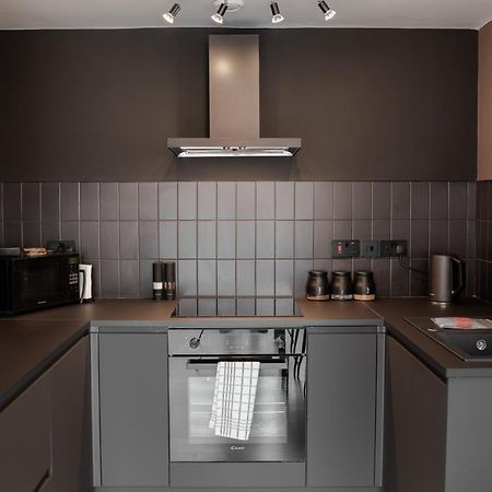 Stylish & Recently Refurbished Chester Apartment - Up To 6 المظهر الخارجي الصورة
